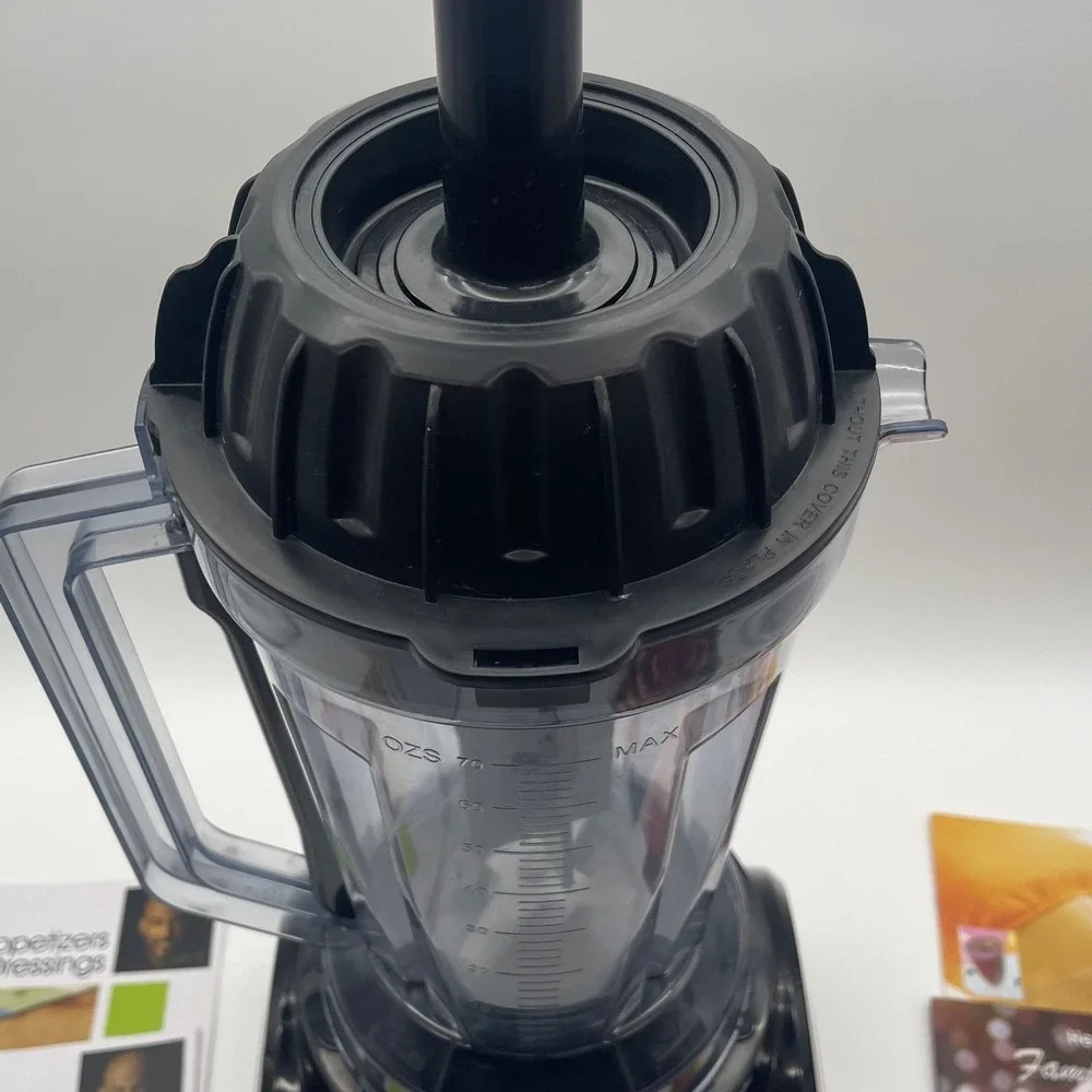 HealthMaster Living Well Montel Williams 1200W Blender Emulsifier YD-2088E with